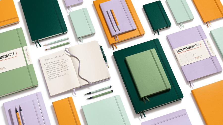L'amour du papier de EA Pens & Paper