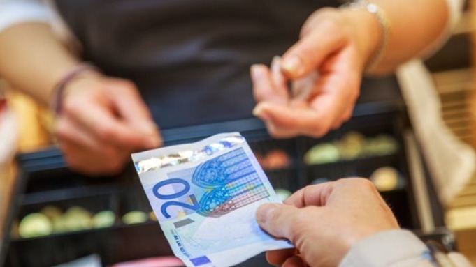 Handelszaak die cash weigert, riskeert sanctie